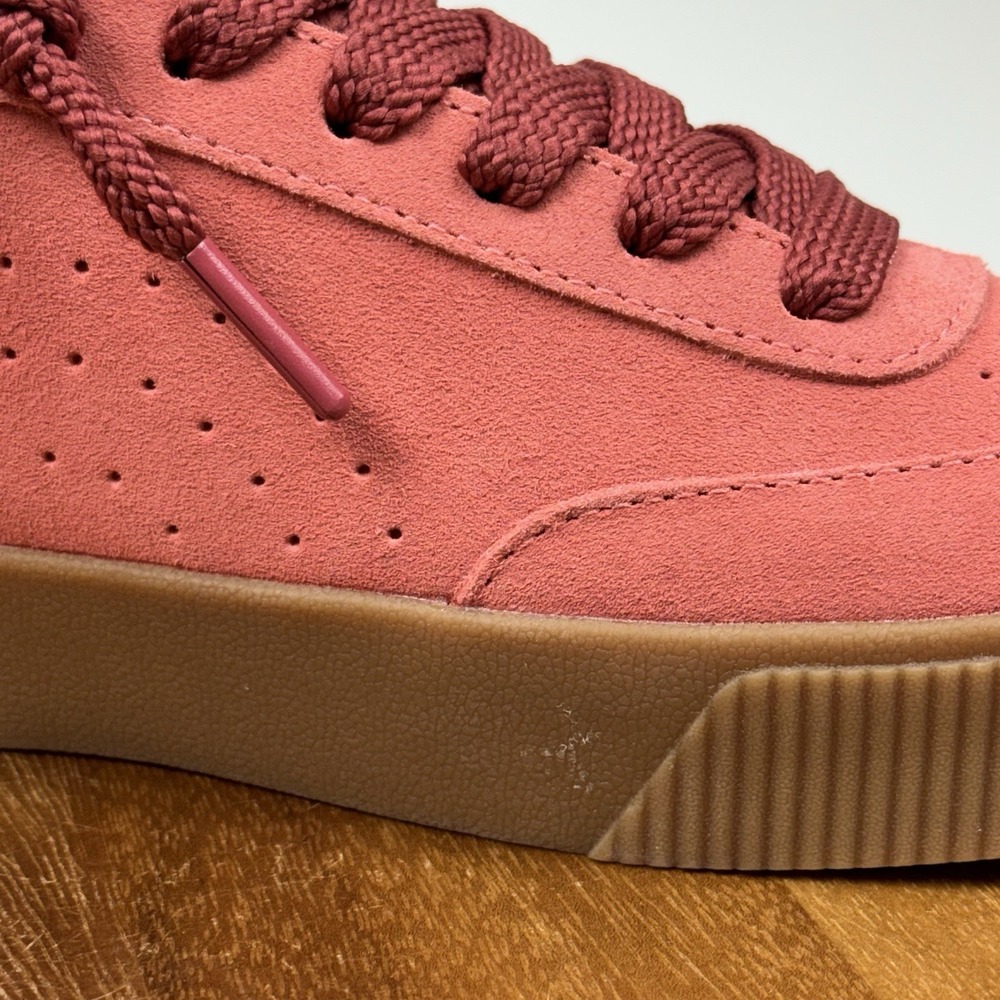 New NWT Womens Reef Lay Day Seas Red Suede Casual Gum Sneakers Shoes Size 9 M - Picture 9 of 12